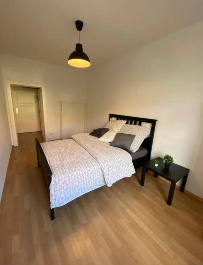 Schones Zimmer Naher Bahnhof Neustadt Dresden Zentral Wlan المظهر الخارجي الصورة